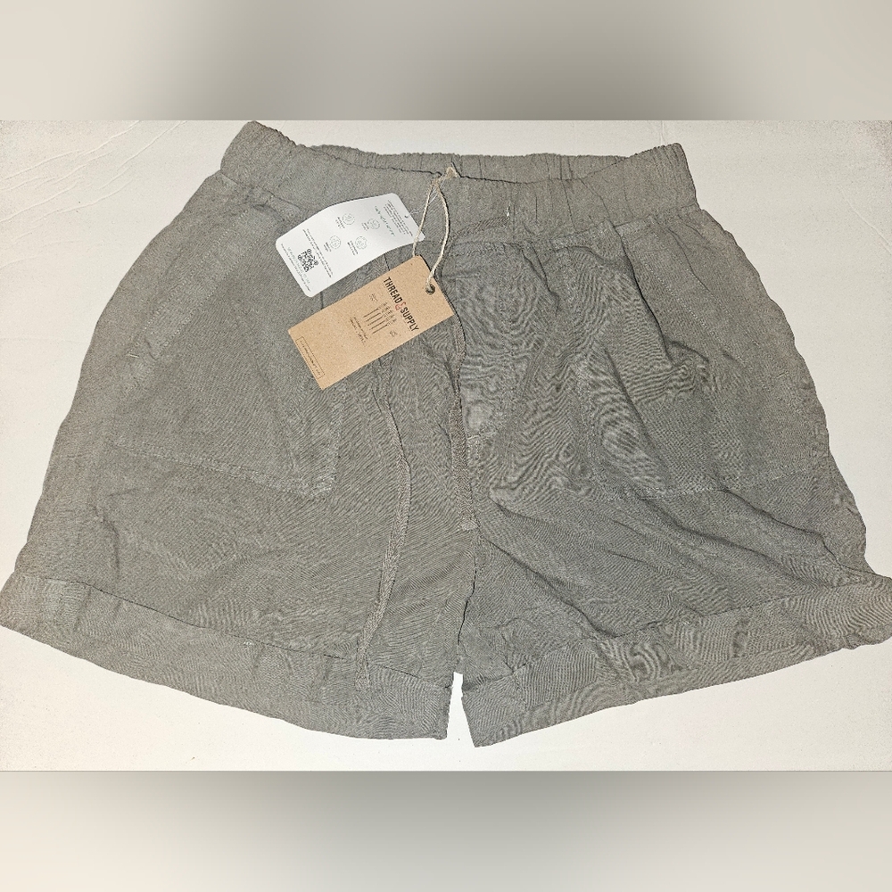 Thread & Supply Green Shorts, M